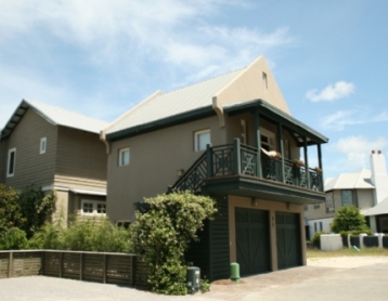 2 The Beach Carriage House